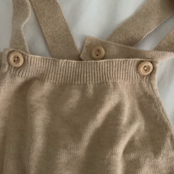 H&M jumpsuit - Picture 2 of 4